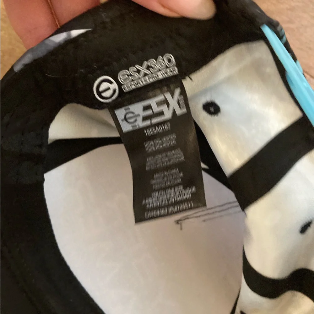 Kids ‘Cyber Gamer’ Snapback Cap in Black and Light Blue NWOT